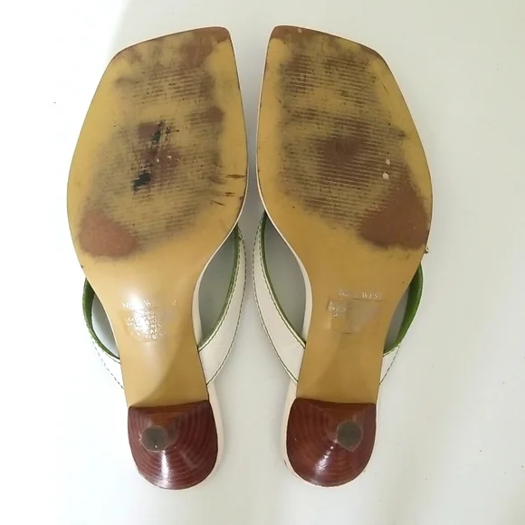 Nine West kitten heel size 6.5 thong sandal - Picture 3 of 5